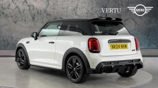 MINI Hatchback 1.5 Cooper Sport Premium 3dr Auto Petrol Hatchback